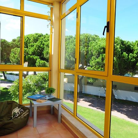 Хостел Caparica Sun Centre Кошта-да-Капаріка Екстер'єр фото