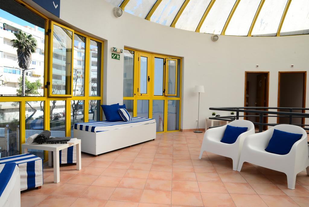 Хостел Caparica Sun Centre Кошта-да-Капаріка Екстер'єр фото