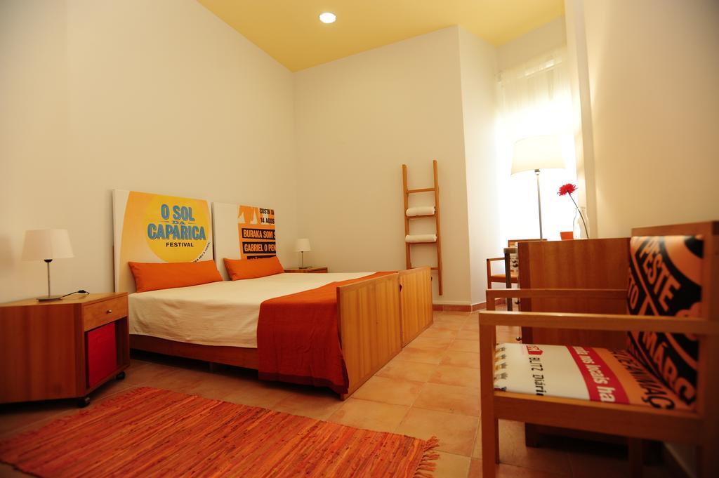 Хостел Caparica Sun Centre Кошта-да-Капаріка Екстер'єр фото