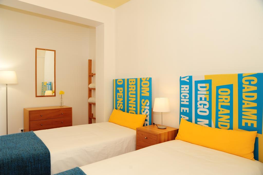 Хостел Caparica Sun Centre Кошта-да-Капаріка Екстер'єр фото