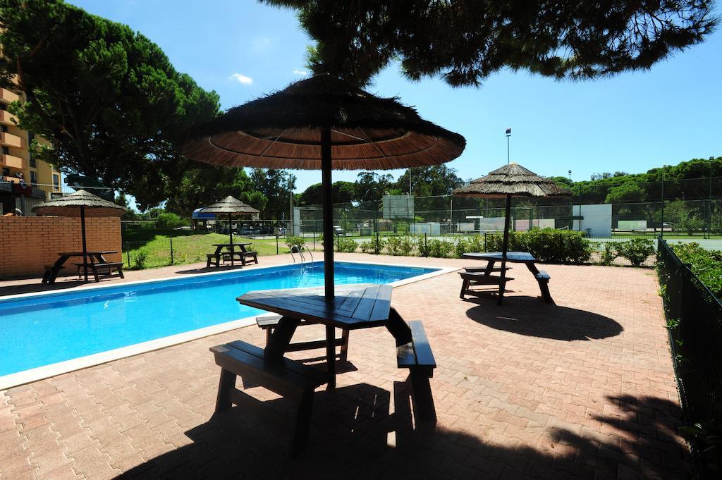 Хостел Caparica Sun Centre Кошта-да-Капаріка Екстер'єр фото