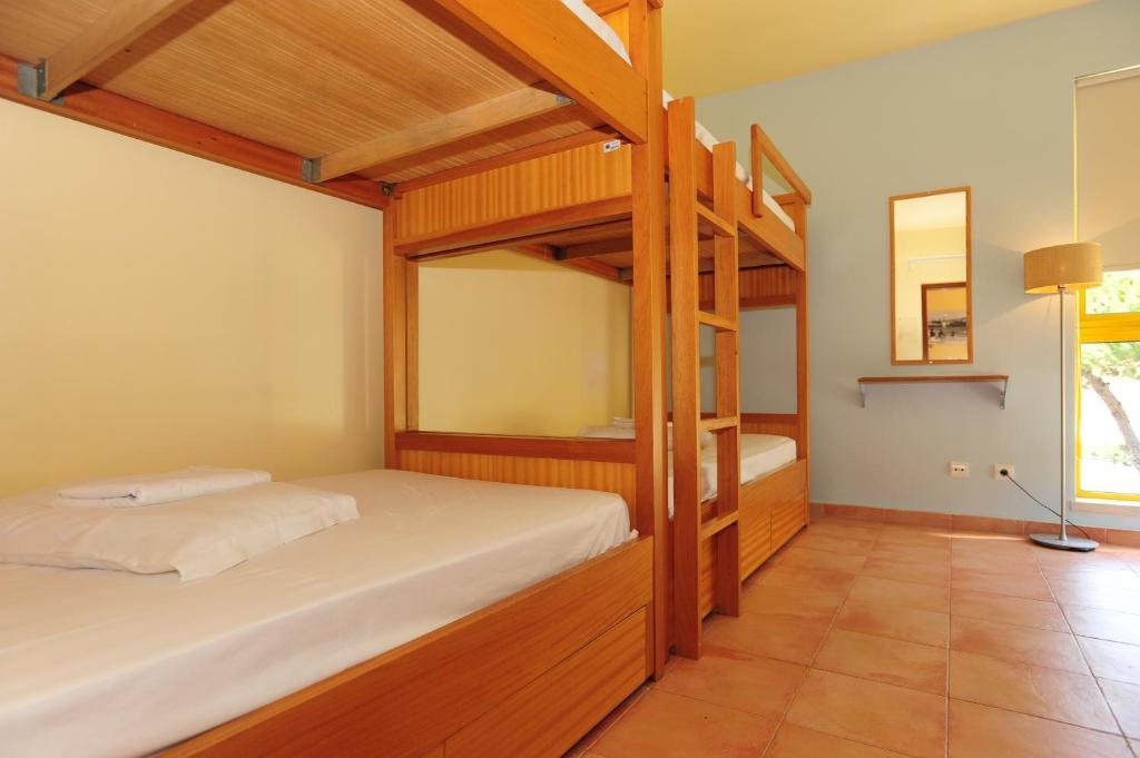 Хостел Caparica Sun Centre Кошта-да-Капаріка Номер фото